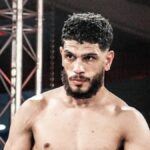 Après avoir dominé les rings de Muay Thaï, le combattant belge Youssef Boughanem, va faire son grand retour dans la cage. Découvrez tous les détails de son combat à venir.