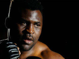 francis-ngannou-accident-moto