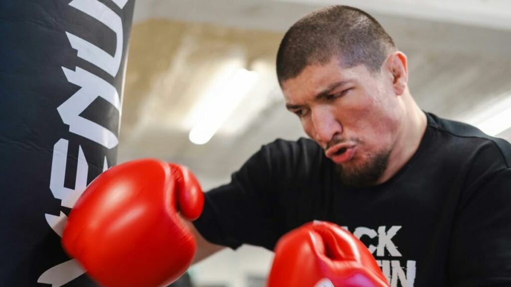 Baysangur Chamsoudinov, alias Baki, revient le 16 mai à l’ARES pour disputer le titre welterweight face à Thiago Lima, et clarifie les choses avant le combat.