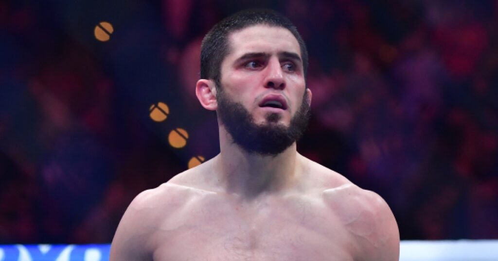 Sonnen allume Makhachev et le décrit comme un lache