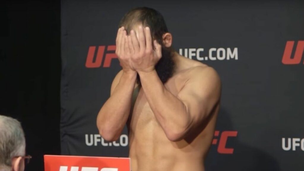 La raison pour laquelle l’UFC a retiré Douglas Silva de Andrade quelques minutes après sa pesée le 28 février à Las Vegas a désormais été révélée.