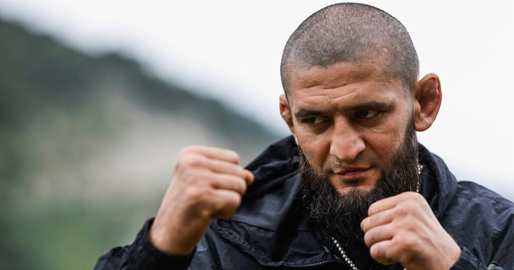 L'entraînement surprenant de Khamzat Chimaev pour Dricus du Plessis : "Le meilleur endroit..."