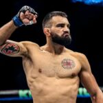Voici pourquoi Benoît Saint Denis prend autant de coups d’après ses coachs Benoît Saint Denis est un combattant très offensif dans la cage, un style qui lui vaut de nombreuses critiques. GregMMA a interrogé les coachs du Français sur cette manière de combattre.