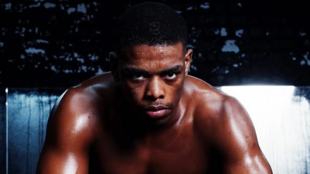 Patrick Habirora a récemment refusé un contrat avec l'UFC, mais pour de bonnes raisons. Selon lui, il faut des critères solides pour pouvoir performer au plus haut niveau dans l'organisation.