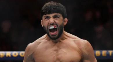 arman-tsarukyan-reaction-ilia-topuria-ufc-317