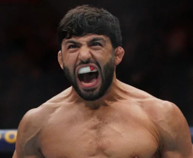 arman-tsarukyan-reaction-ilia-topuria-ufc-317