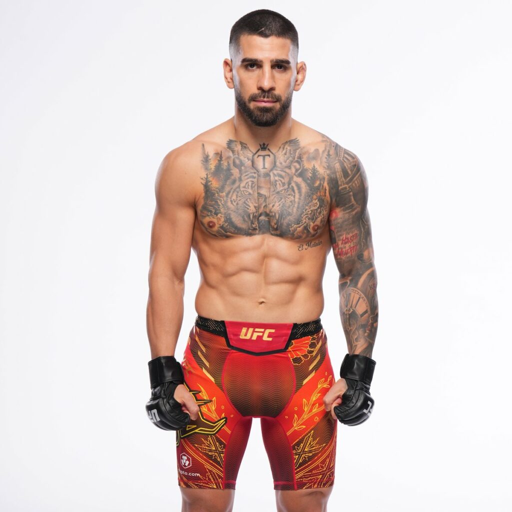 Ilia Topuria physique