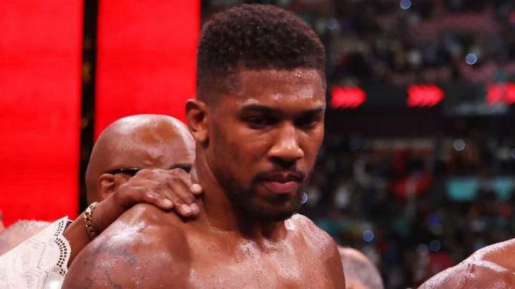 Les rumeurs s’accumulent autour d’Anthony Joshua, l’un des boxeurs les plus médiatisés au monde. Le patron de Matchroom, Barry Hearn, a donné son avis sur l’avenir de ce dernier.