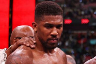 Anthony-Joshua-bientôt-à-la-retraite-Hearn-révèle-combien-de-combats-il-lui-reste
