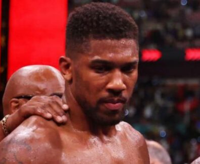 Anthony-Joshua-bientôt-à-la-retraite-Hearn-révèle-combien-de-combats-il-lui-reste