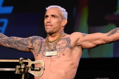 Charles-Oliveira-doit-suivre-ce-plan-selon-Gilbert-Burns-pour-revenir-au-sommet-de-l’UF