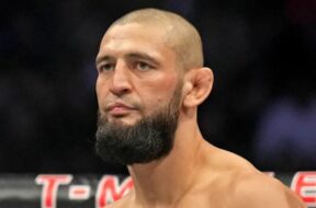Khamzat-Chimaev-mis-en-garde-par-un-ancien-champion-sur-l’atout-majeur-de-Dricus-du-Plessis