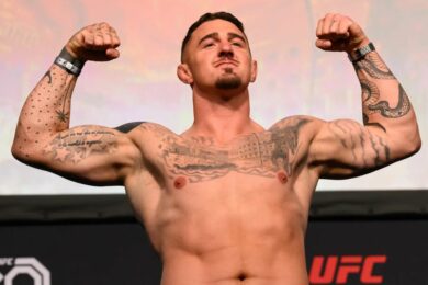 L-homme-le-plus-fort-du-monde-cash-sur-Tom-Aspinall-après-leur-entraînement