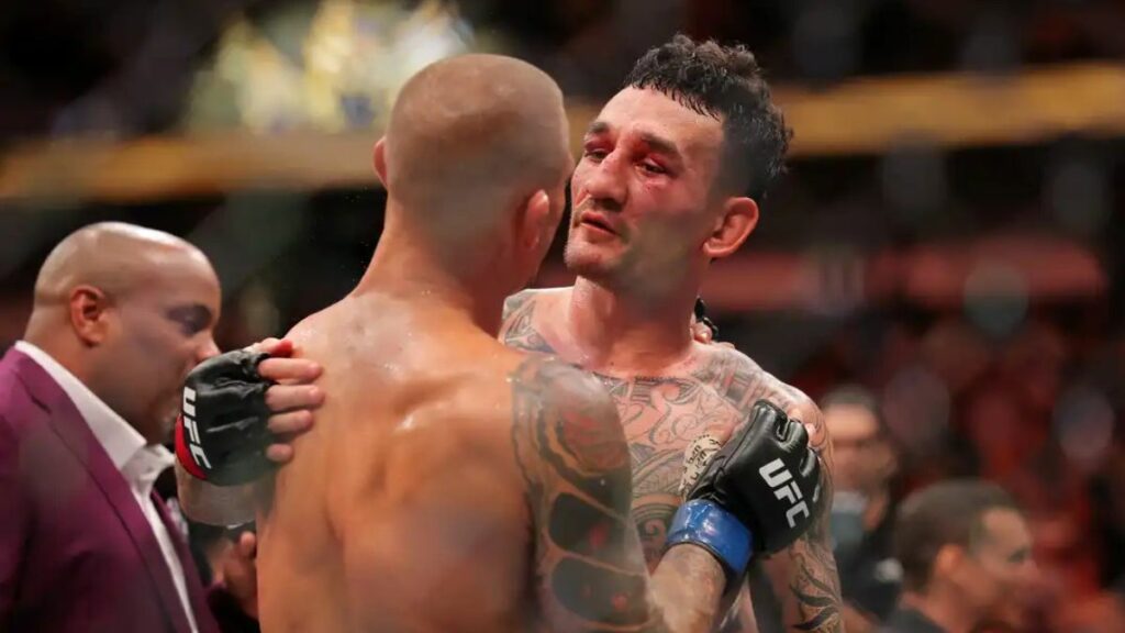 La star de l'UFC, Max Holloway, a adressé un message à Dustin Poirier à la suite de leur combat à l’UFC 318.