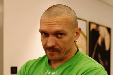 Oleksandr-Usyk-nomme-le-boxeur-britannique-qui-lui-a-donné-le-combat-le-plus-difficile