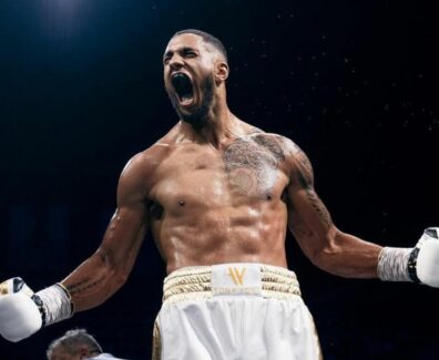 Tony-Yoka-relance-sa-carrière-avec-une-signature-majeure-et-pourrait-affronter-une-légende