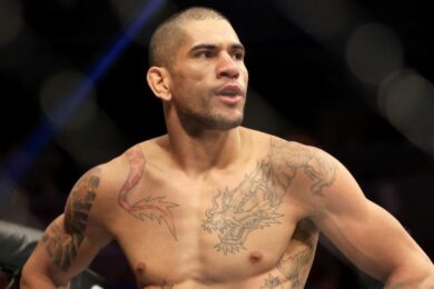 alex-pereira-110-kg-tom-aspinall-réagit-poids-lourd-ufc-mma