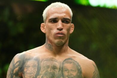 charles-oliveira-revient-défaite-ilia-topuria-stratégie-ufc-mma