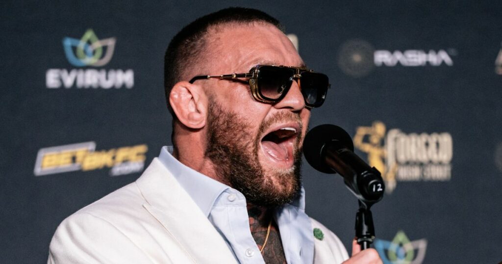 La réaction surprenante de Conor McGregor à Max Holloway vs. Dustin Poirier 3