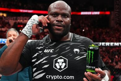 derrick-lewis-echange-telephone-donald-trump