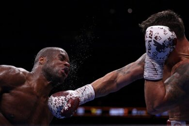 oleksandr-usyk-ko-daniel-dubois