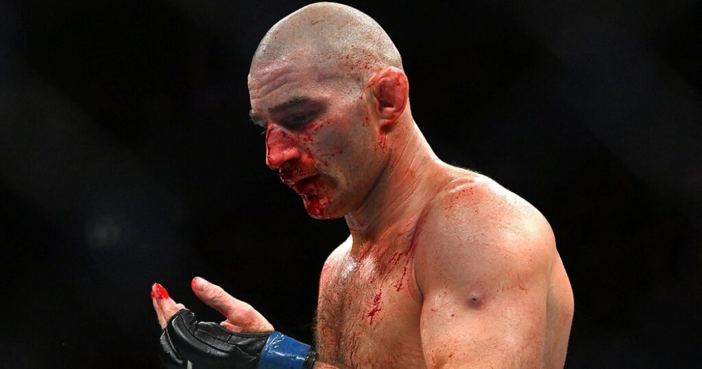 https://www.actumma.com/wp-content/uploads/2025/07/sean-strickland-suspendu-ufc-1024x538.jpg