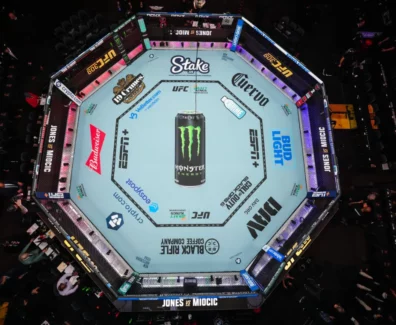 ufc-co-main-event-ufc-319-du-plessis-chimaev