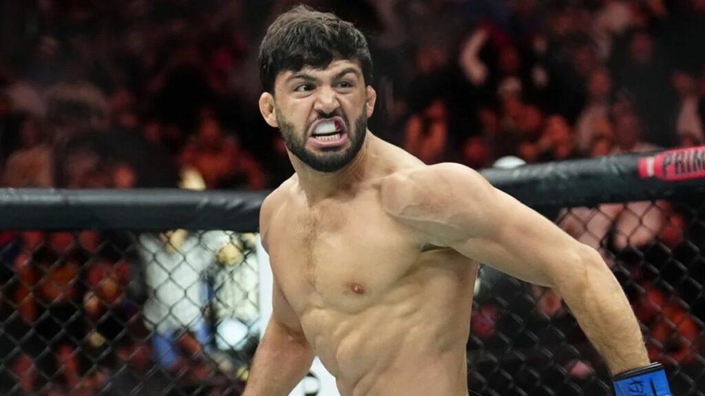 Arman Tsarukyan répond froidement à Paddy Pimblett : "Tu n'es que ..."