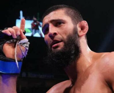 Daniel-Cormier-n-est-pas-d-accord-avec-le-classement-de-Khamzat-Chimaev