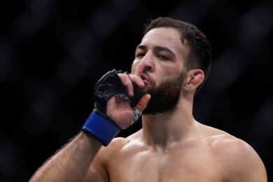 Nassourdine-Imavov-explique-pourquoi-il-n-est-plus-le-remplaçant-du-combat-Du-Plessis-vs-Chimaev