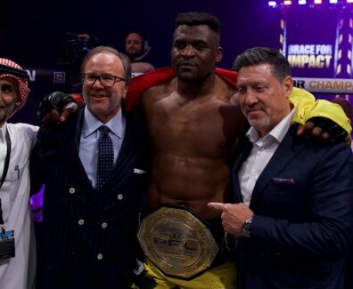 francis-ngannou-donn-davis-d&eacute;ception-pfl