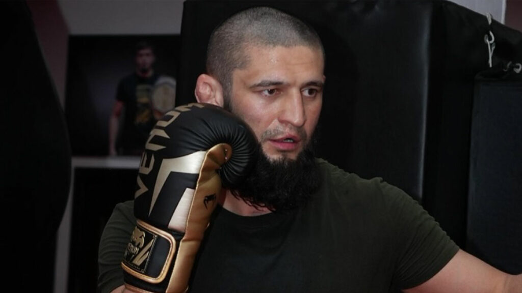 https://www.actumma.com/wp-content/uploads/2025/08/khamzat-chimaev-pronostique-ufc-319-1024x576.jpg