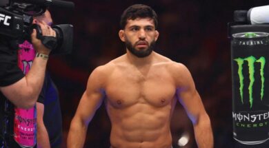 Arman-Tsarukyan-UFC-Qatar-Hooker