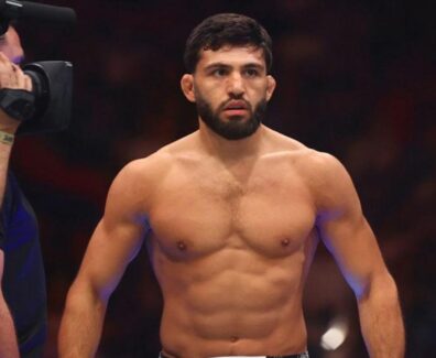 Arman-Tsarukyan-UFC-Qatar-Hooker