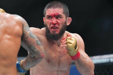 Islam-Makhachev-stricking-JDM-Mendez
