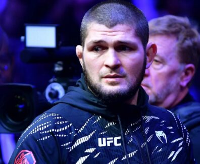 Khabib-Nurmagomedov-Floyd-Mayweather