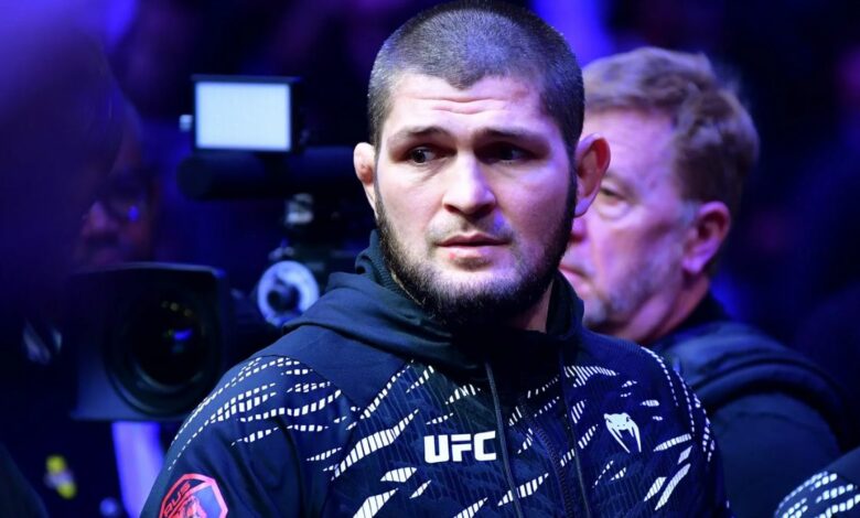 Khabib-Nurmagomedov-Floyd-Mayweather