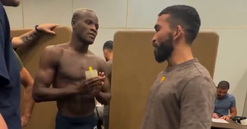 Pitbull dévoile la discussion après la pesée ratée de Losene Keita