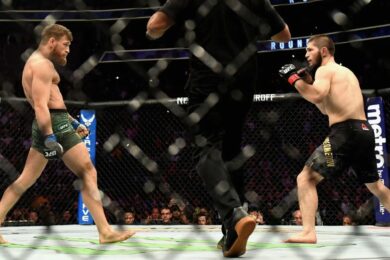 7-ans-après-daniel-cormier-raconte-une-anecdote-folle-sur-le-combat-khabib-conor-mcgregor-ufc-mma