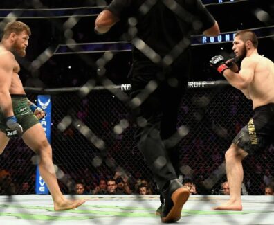 7-ans-après-daniel-cormier-raconte-une-anecdote-folle-sur-le-combat-khabib-conor-mcgregor-ufc-mma
