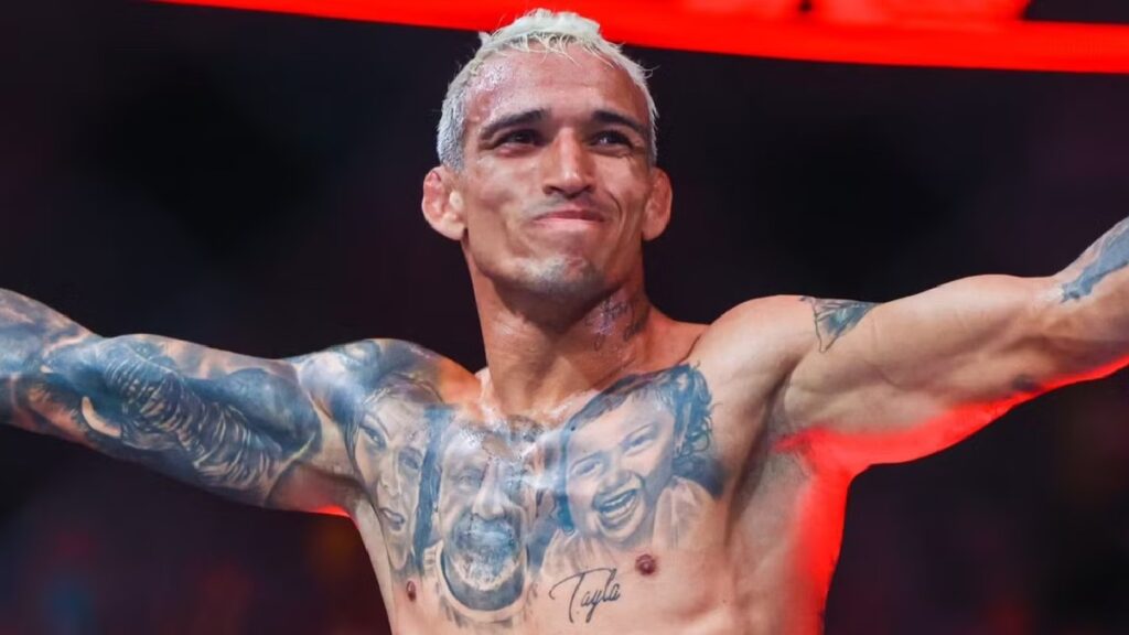Charles Oliveira réintègre le classement pound-for-pound de l'UFC
