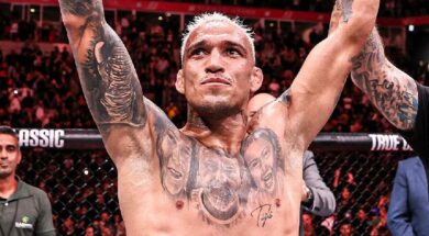 Charles-Oliveira-&eacute;motion-victoire-ufc-Rio