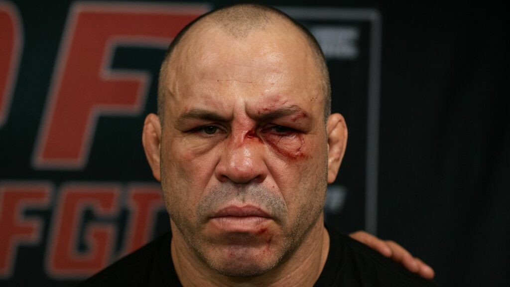 Brisé, Wanderlei Silva attaque Rafael Freitas en justice  : "Je ne peux même plus..."