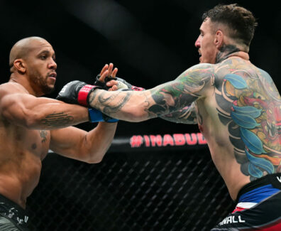 ciryl-gane-tom-aspinall-eye-poke-ufc-321