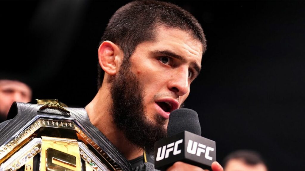 Islam Makhachev partant pour affronter Ilia Topuria à l'UFC Maison-Blanche