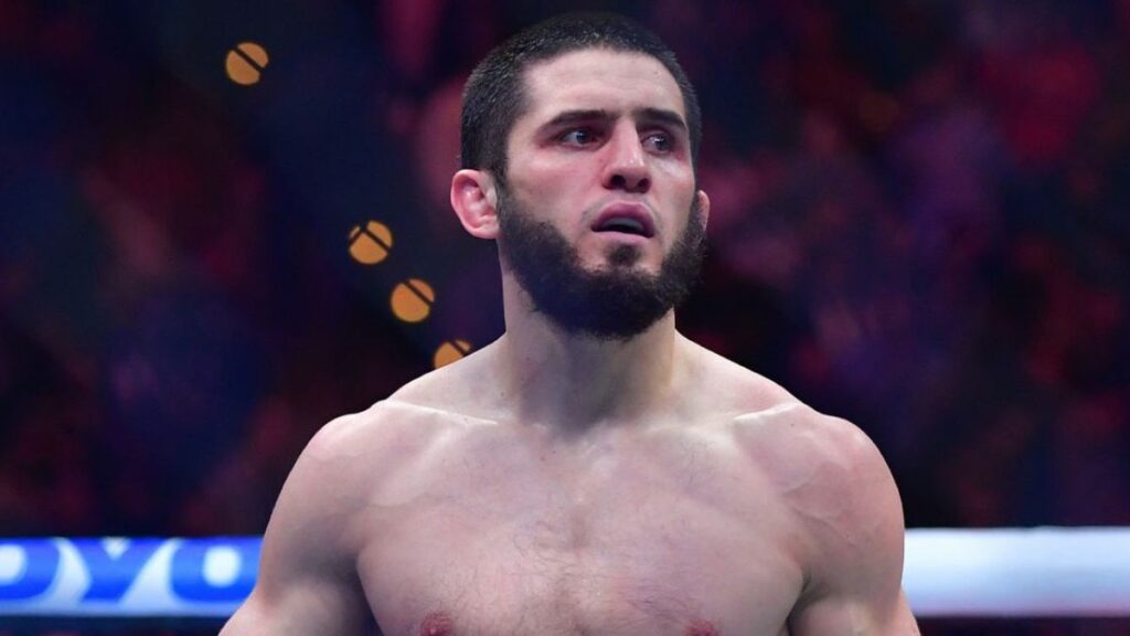 Islam Makhachev soutenu par son ancien adversaire avant le combat contre Della Maddalena