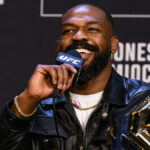 La réaction surprise de Jon Jones après l'UFC 321 Aspinall vs Gane jon jones