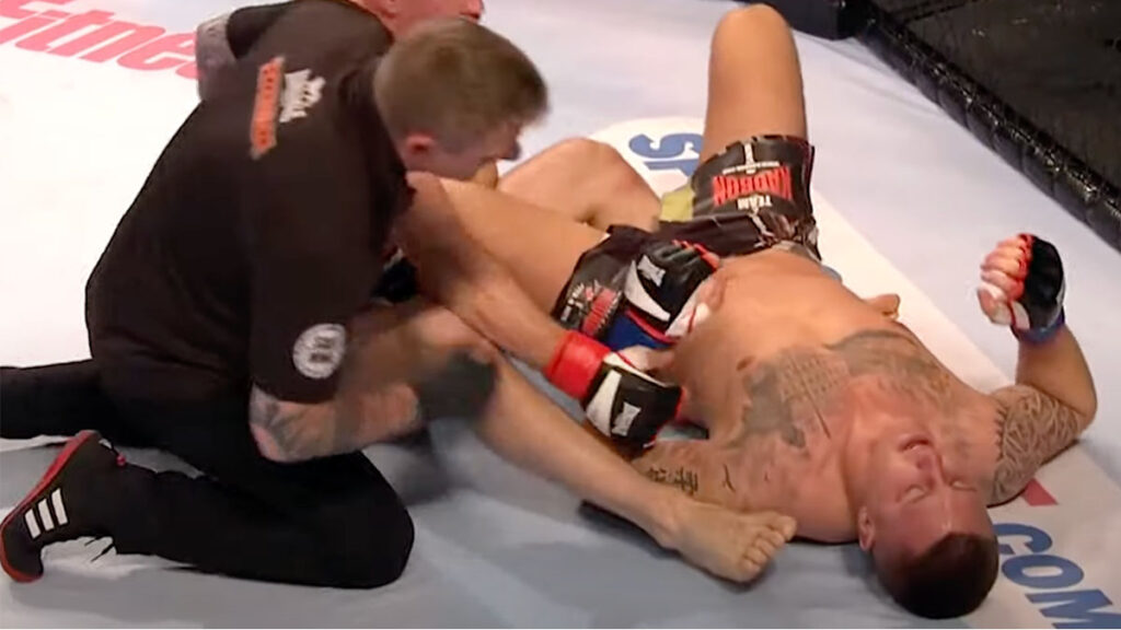 La seule fois où Tom Aspinall s'est fait terminer dans un combat de MMA (vidéo)