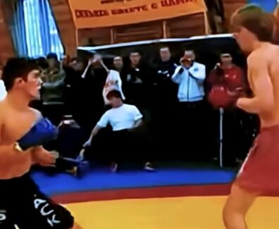 le-jour-où-khabib-a-soumis-le-géant-poids-lourd-de-l’ufc-alexander-volkov-mma