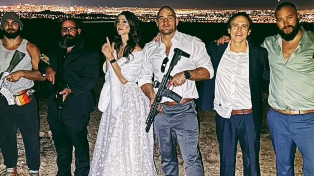 Le mariage de Sean Strickland marqué par une scène complètement surréaliste